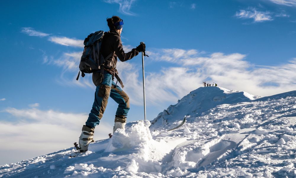 Must-Know Dressing Tips for Cold Weather Hiking